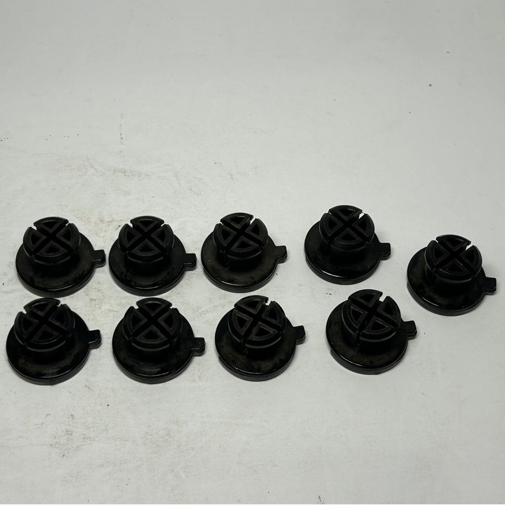 Poulan Anti-Vibration Mount Retainer Cap 530027732 Black Lot of 9